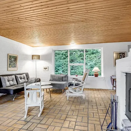 Amazing In With Kitchen Holiday home *